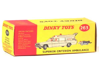 Lot 586 - DINKY TOYS (GB) (1)