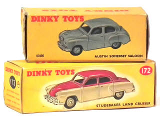 Lot 601 - DINKY TOYS (GB) (2)