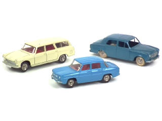 Lot 702 - DINKY TOYS (FRANCE) (3)
