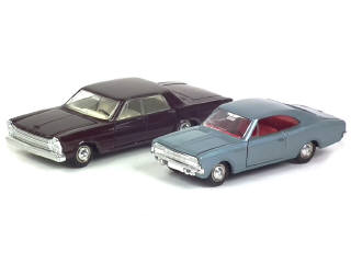 Lot 684 - DINKY TOYS (FRANCE) (2)