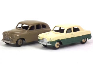 Lot 577 - DINKY TOYS (GB) (2)