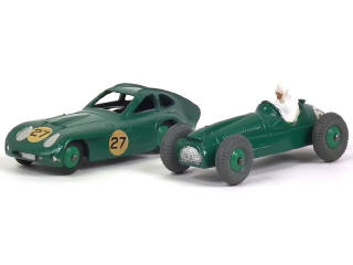Lot 578 - DINKY TOYS (GB) (2)