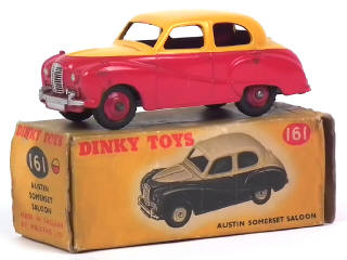 Lot 619 - DINKY TOYS (GB) (1)