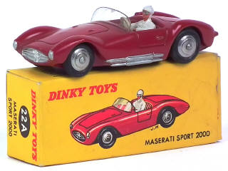 Lot 731 - DINKY TOYS (FRANCE) (1)
