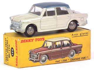 Lot 772 - DINKY TOYS (FRANCE) (1)