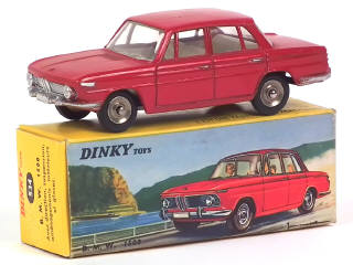 Lot 777 - DINKY TOYS (FRANCE) (1)