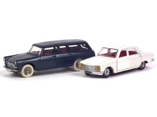 Lot 686 - DINKY TOYS (FRANCE) (2)
