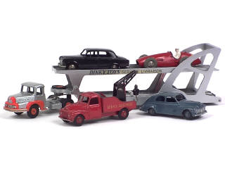 Lot 714 - DINKY TOYS (FRANCE) (5)