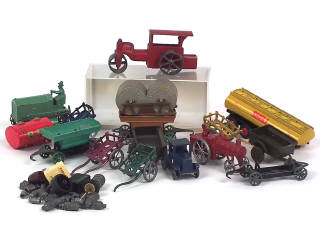 Lot 304 - DIVERS (14)