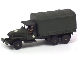 Lot 804 - DINKY TOYS (FRANCE) (1)