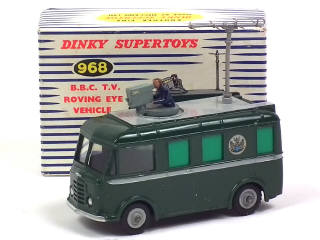 Lot 659 - DINKY TOYS (GB) (1)
