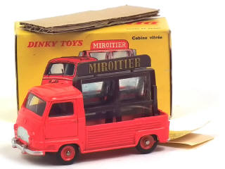 Lot 818 - DINKY TOYS (FRANCE) (1)