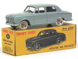 Lot 766 - DINKY TOYS (FRANCE) (1)