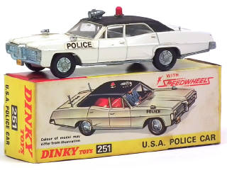 Lot 639 - DINKY TOYS (GB) (1)