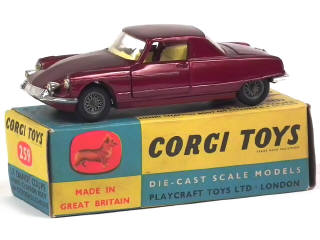 Lot 522 - CORGI TOYS (GB) (1)