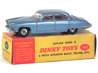 Lot 525 - DINKY TOYS (GB) (1)