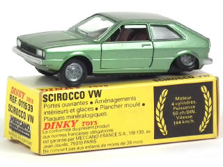 Lot 657 - DINKY TOYS (FRANCE) (1)