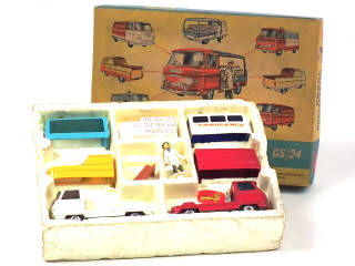 Lot 455 - CORGI TOYS (GB) (1)