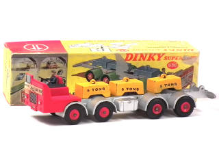 Lot 533 - DINKY TOYS (GB) (1)