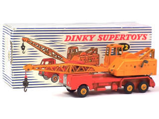 Lot 686 - DINKY TOYS (FRANCE) (1)