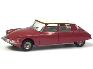 Lot 625 - DINKY TOYS (FRANCE) (1)