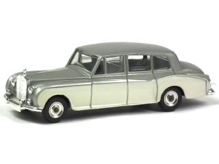 Lot 499 - DINKY TOYS (GB) (1)