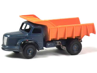 Lot 603 - DINKY TOYS (FRANCE) (1)