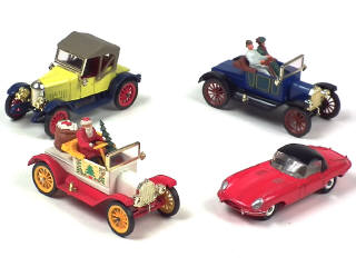 Lot 478 - DINKY TOYS (GB) (4)