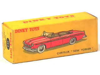 Lot 661 - DINKY TOYS (FRANCE) (1)