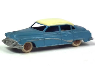 Lot 613 - DINKY TOYS (FRANCE) (1)
