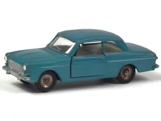Lot 615 - DINKY TOYS (FRANCE) (1)