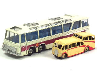 Lot 483 - DINKY TOYS (GB) (2)