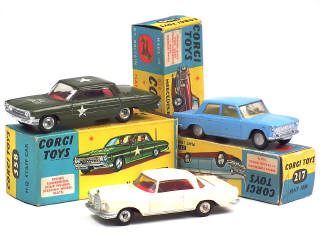 Lot 384 - CORGI TOYS (GB) (2)