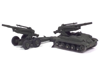 Lot 638 - DINKY TOYS (FRANCE) (2)