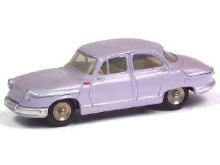 Lot 604 - DINKY TOYS (FRANCE) (1)