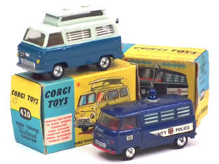 Lot 415 - CORGI TOYS (GB) (2)