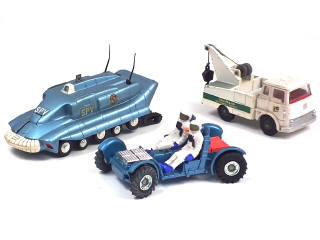 Lot 503 - DINKY TOYS (GB) (3)