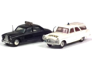 Lot 420 - CORGI TOYS (GB) (2)