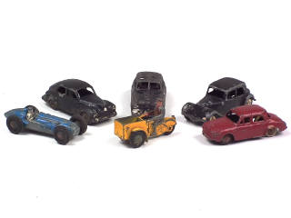 Lot 630 - DINKY TOYS (FRANCE) (6)