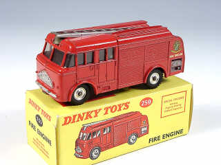 Lot 460 - DINKY TOYS GB (1)