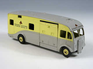 Lot 464 - DINKY TOYS GB (1)
