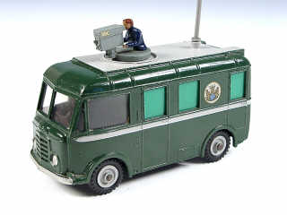 Lot 465 - DINKY TOYS (GB) (1)