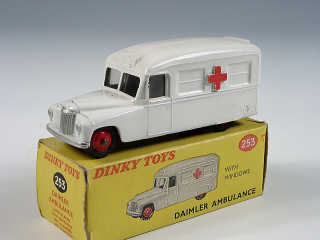 Lot 458 - DINKY TOYS GB (1)