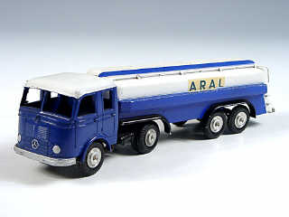 Lot 524 - MÄRKLIN (ALLEMAGNE) (1)