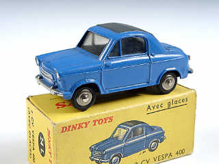 Lot 131 - DINKY TOYS (FRANCE) (1)