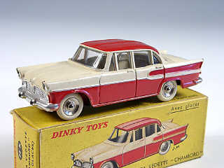 Lot 130 - DINKY TOYS FRANCE (1)