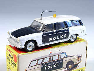 Lot 263 - DINKY TOYS FRANCE (1)