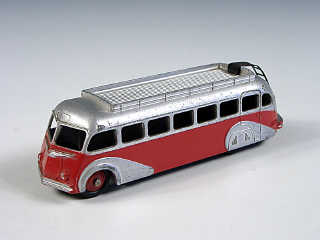 Lot 376 - DINKY TOYS FRANCE (1)