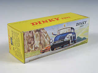 Lot 261 - DINKY TOYS FRANCE (1)