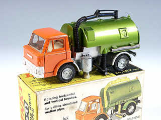 Lot 473 - DINKY TOYS GB (1)